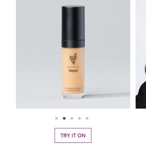 Younique Concealer. Color: Organza